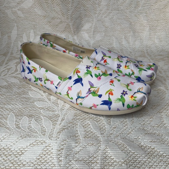 Toms Shoes - Toms hummingbird Floral Canvas Slip-On Shoes 10w  almost new